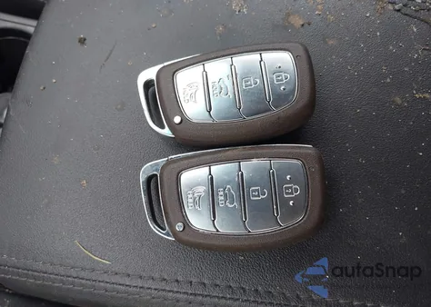 2019 Hyundai Tucson Limited z USA, uszkodzony, nr VIN KM8J3CAL6KU030407